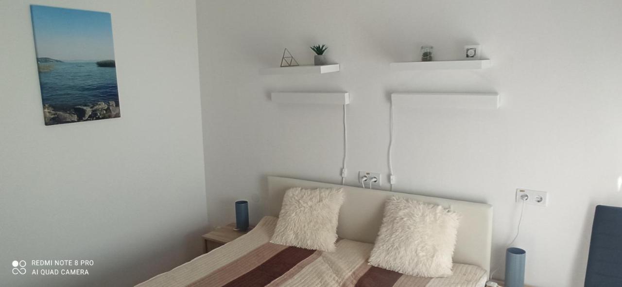 Sunshine 208 Apartman Balatonszarszo Exteriör bild