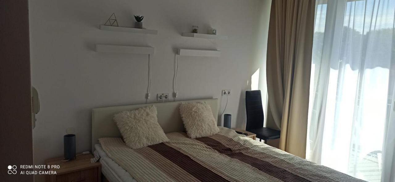 Sunshine 208 Apartman Balatonszarszo Exteriör bild